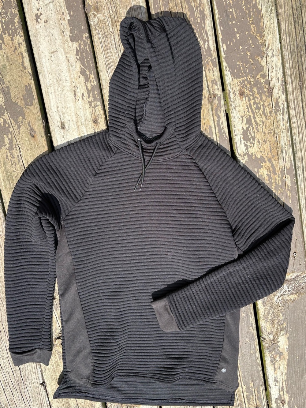 Apana Women’s Textured Black Hoodie Sweater size M